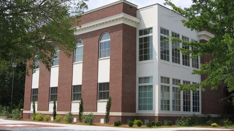 Sixty Seahawks With Distinction Honors in Spring 2025 CAA Academic Roll 1 Sixty Seahawks With Distinction Honors